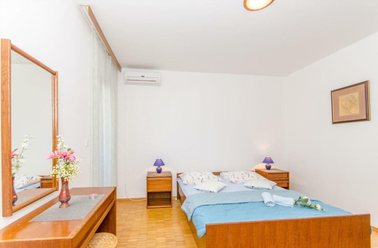 Apartments And Room Sun & Sea Podgora Exterior foto
